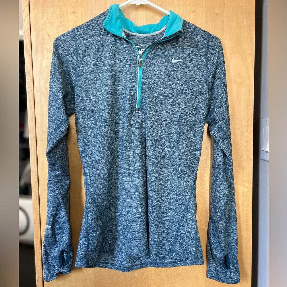 Nike Women's Dri-Fit Element Half Zip Long Sleeve Pullover in Heathered Blue - Picture 2 of 5